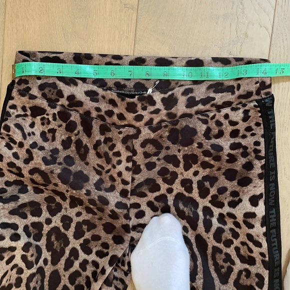 Cambio “The Future is Now” Pull-on Leopard Pant - Picture 14 of 14